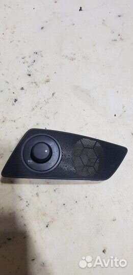 Переключатель регулировки зеркал Skoda Yeti