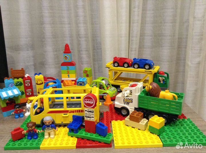 Конструкторы Лего Дупло для малышей