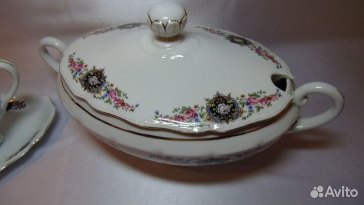 Антиквариат из Европы. Супница и соусник