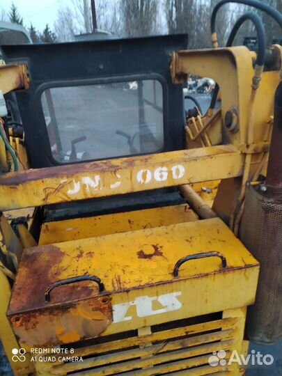 Запчастина погрузчик unc 060