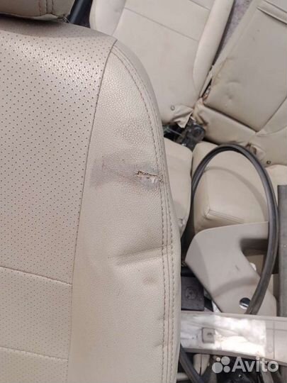 Сиденья коженные комплект Лифан Х60.Lifan X60.X 60