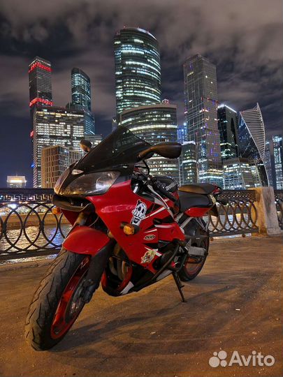 Kawasaki Ninja ZX-6R