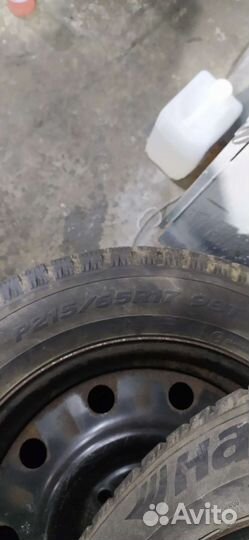 Hankook Winter I'Pike 215/65 R17 98