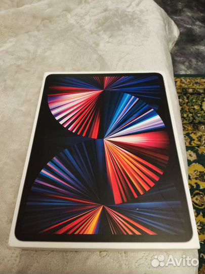 Продам iPad pro 2021 12.9 128gb wi-fi