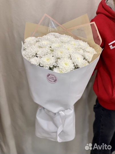 Букеты гиганты из кустовых хризантем