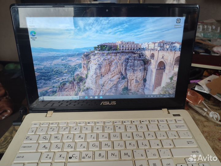 Нетбук Asus x200ca с сенсорным экраном