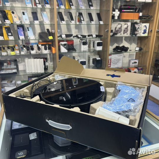 Робот пылесос polaris evo