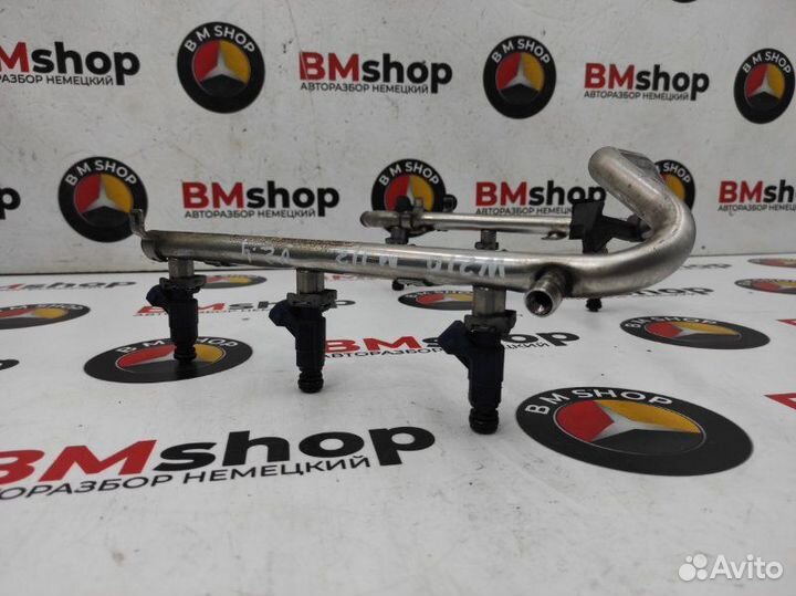 Топливная рампа с форсунками Mercedes-Benz E 240