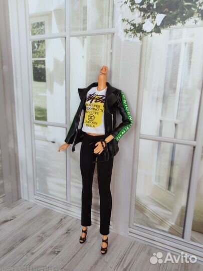 Комплект одежды для куклы барби Barbie