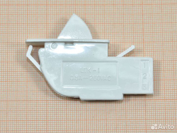 Выключатель света Sharp, код 28Y1H2