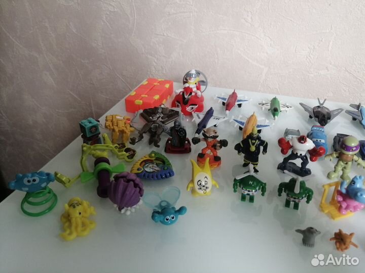 Игрушки из киндер сюрприза