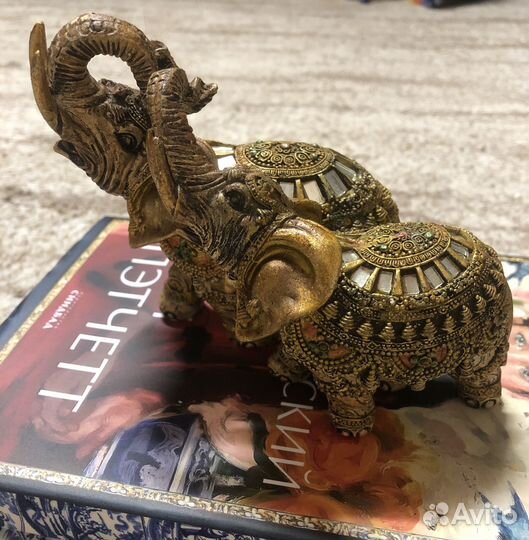 Статуэтка слон