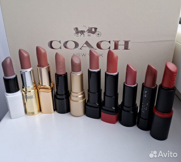 Помада новая свежая