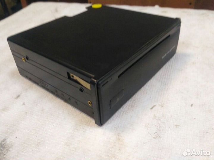 Cd-чейнджер Audi A4 B5 AQD