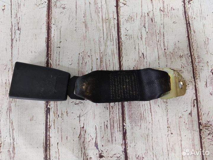 Фиксатор (замок) ремня безопасности задний 2110