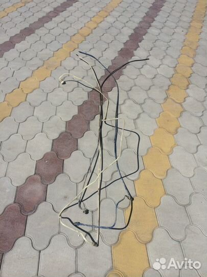 Трубки и патрубки Skoda Octavia A4