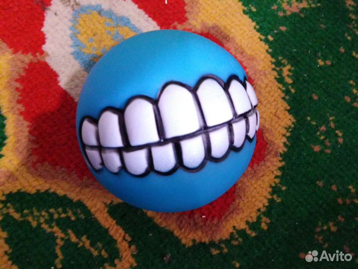 Игрушка для кошки и собаки