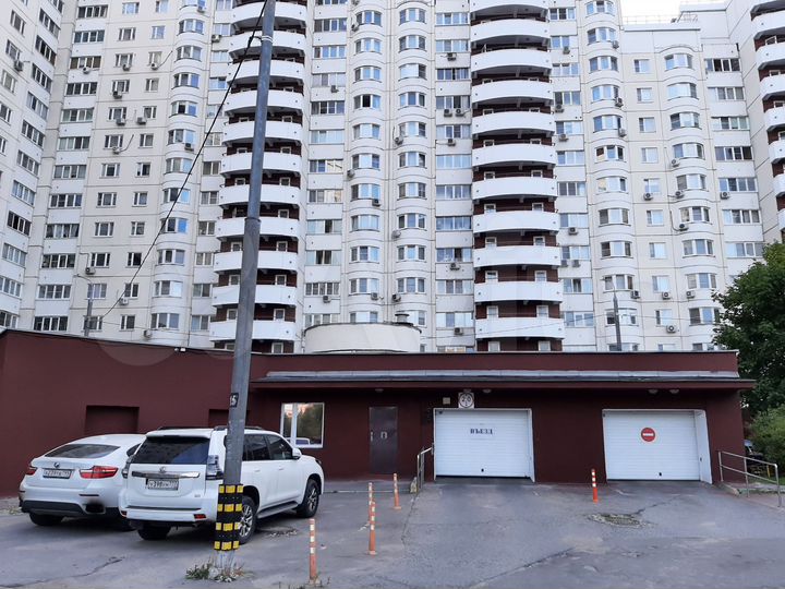 Машиноместо, 17 м²