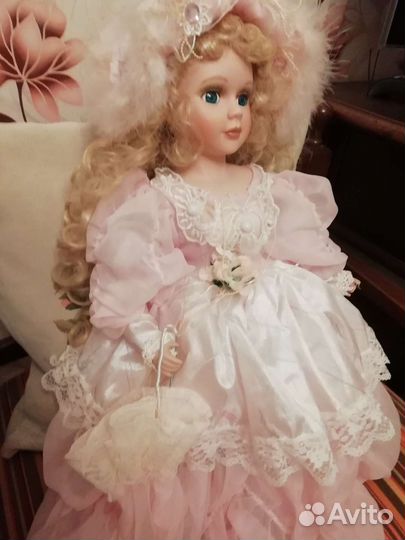 Кукла фарфоровая антикварная