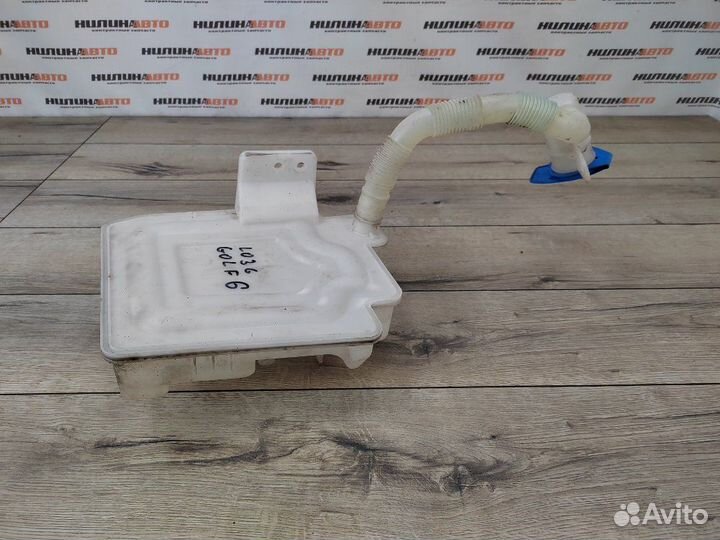 Бачок омывателя Volkswagen Golf 6 хэтчбек 5K1 1.2