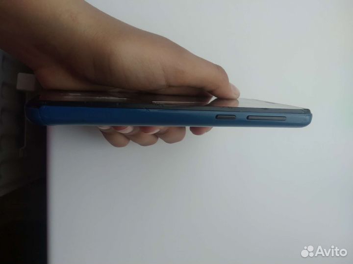 Телефон ZTE