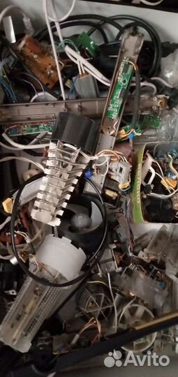 Запчасти для фенов утюжков