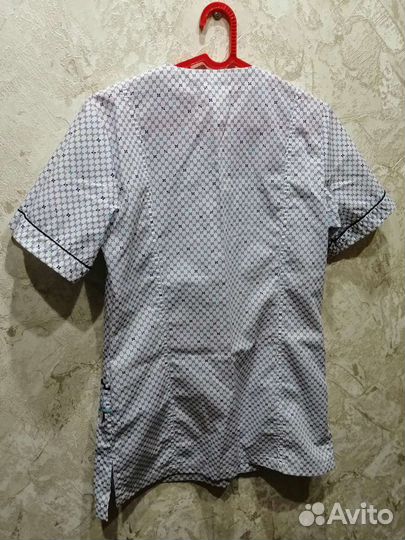 Медицинская кофта