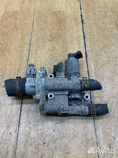 Термостат Opel Zafira B Z16XE1 2009