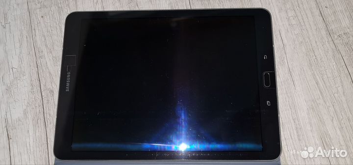 Планшет Samsung Tab S3