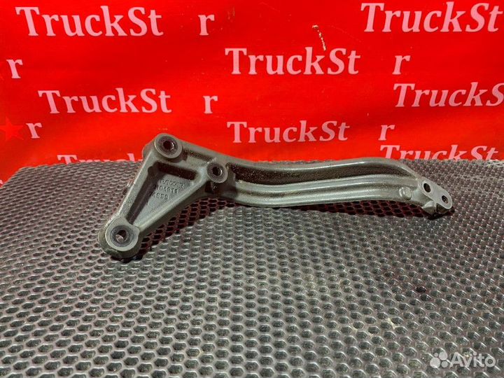 Кронштейн патрубка интеркулера Daf XF106