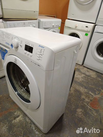 Стиральная машина Indesit 5kg узкая