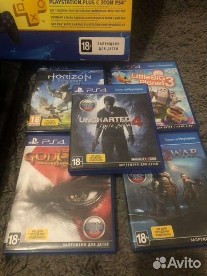 Sony playstation 4 PS4 slim