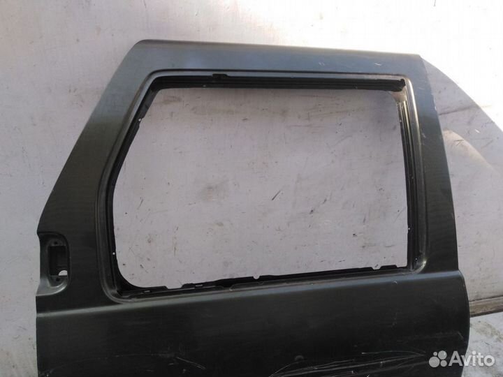 Дверь задняя правая Ниссан