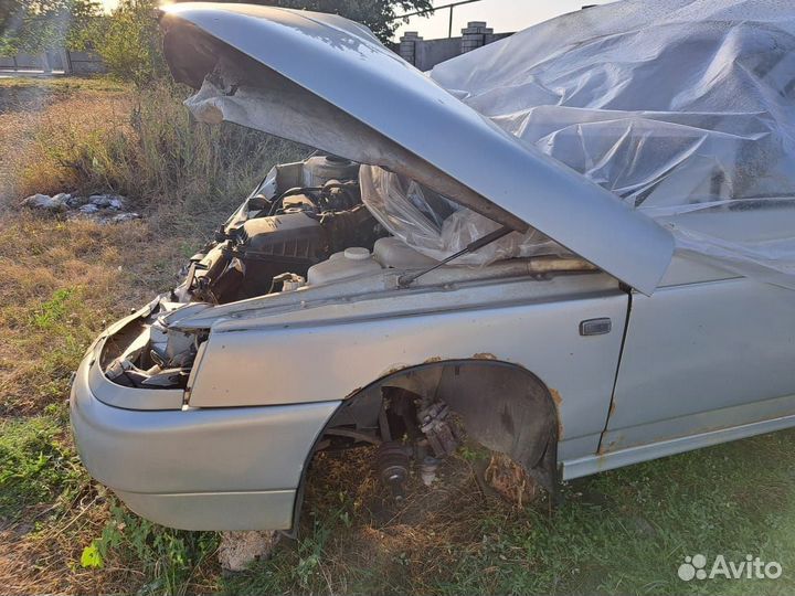 ВАЗ 2111 1.5 МТ, 2001, битый, 270 000 км