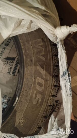 Goform W705 215/60 R17