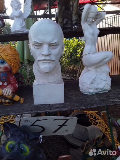 Бюст Ленина