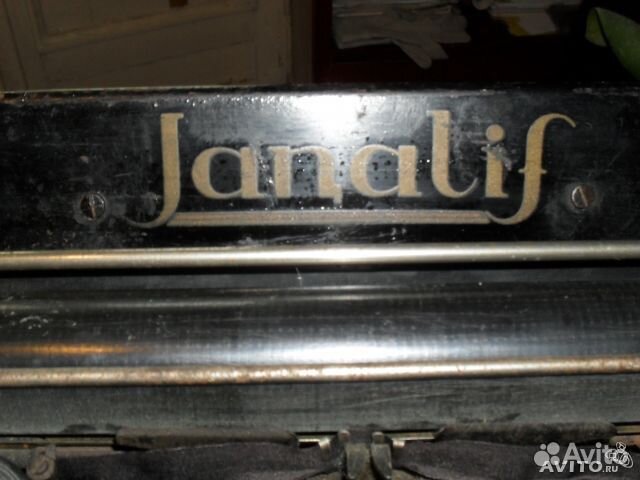 Старинная печатная машина импортная