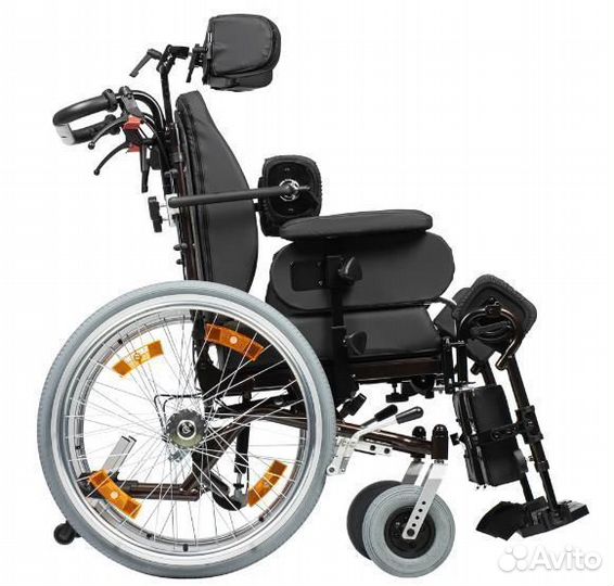 Комфортная кресло-коляска Delux 570