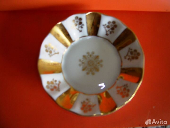 Дамские пепельницы