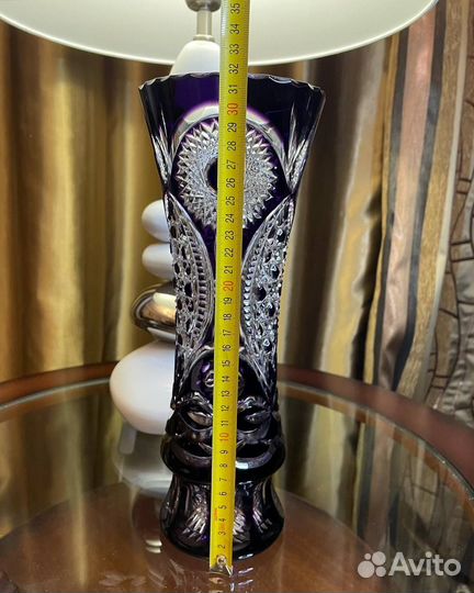 Хрустальная ваза из цветного хрусталя