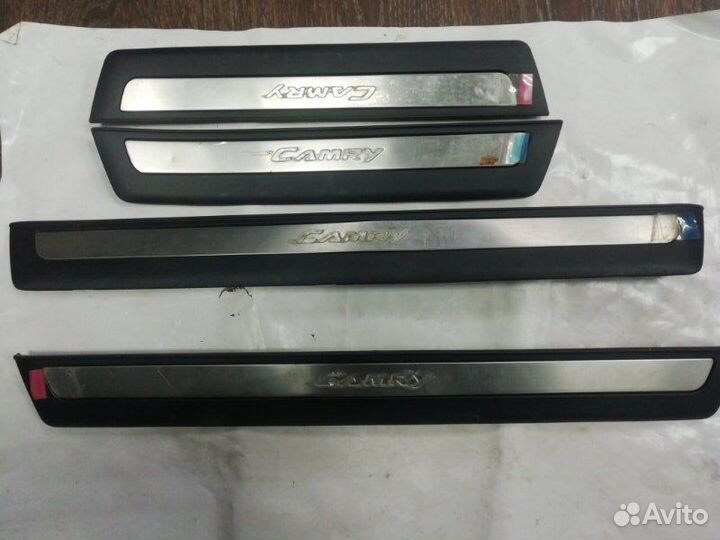 Накладка на порог Toyota Camry ACV51 2015