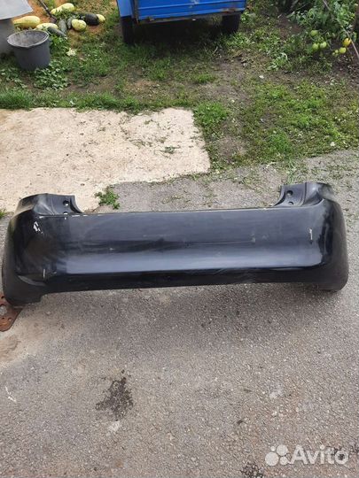 Бампер toyota auris 2008г