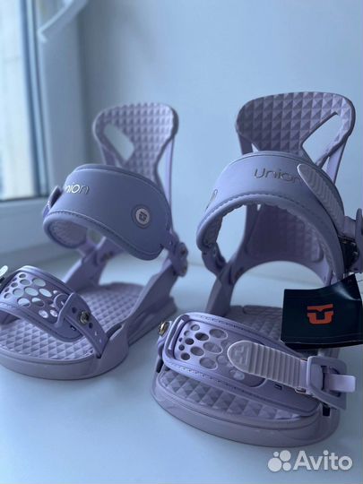 Женские крепления для сноуборда Union Binding Co