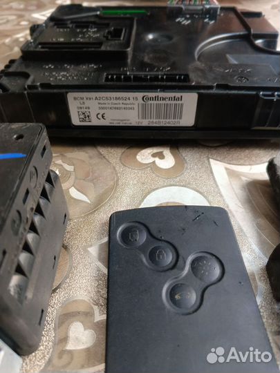 Комплект блоков управления двигателем Рено лагуна3