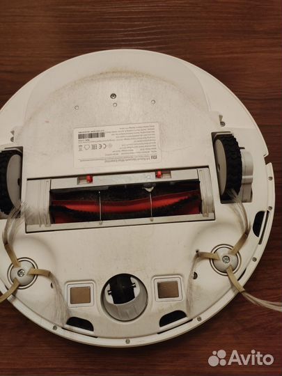 Робот-пылесос Xiaomi Mi Robot Vacuum-Mop Essential