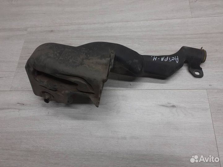 Бачок омывателя Opel Astra H