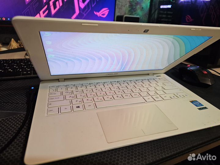 Ноутбук Asus для Офиса/11.6