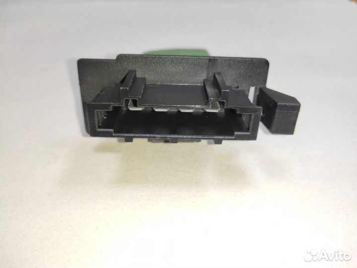 Резистор отопителя Mercedes-Benz Sprinter W901
