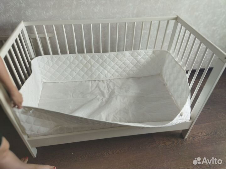 Детская кровать IKEA с матрасом