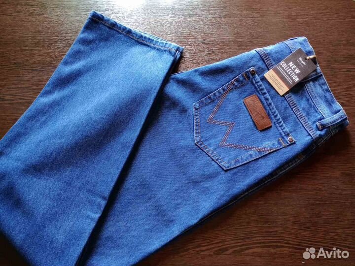 Джинсы Wrangler